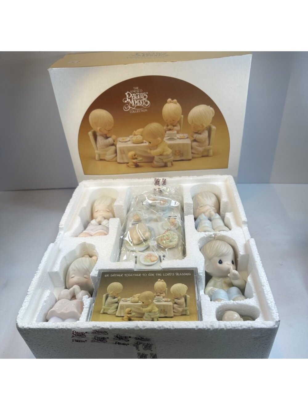 Precious Moments We Gather Together To Ask The Lords Blessing 6 Piece Figurine S